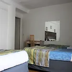 Saint Georges, Face à La Hotel Canet-en-Roussillon