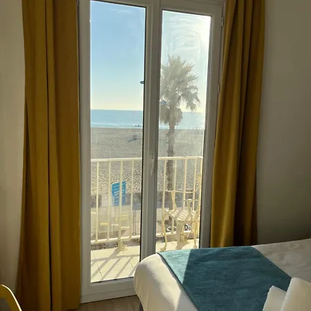 Hotel Saint Georges, Face A La