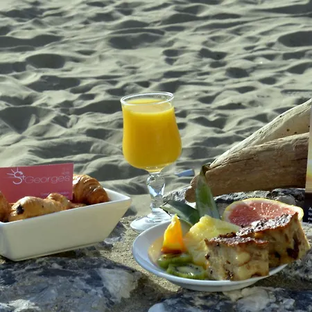 Saint Georges, Face A La Hotel Canet-en-Roussillon