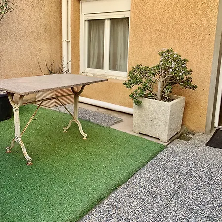 Hotel Saint Georges, Face A La Canet-en-Roussillon