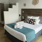 Saint Georges, Face A La Hotel 3*