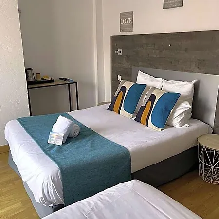 Saint Georges, Face A La 3* カネ